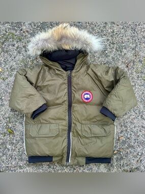 Kids Olive Green 4T Canada Goose  Parka Jacket with Faux Fur Hood